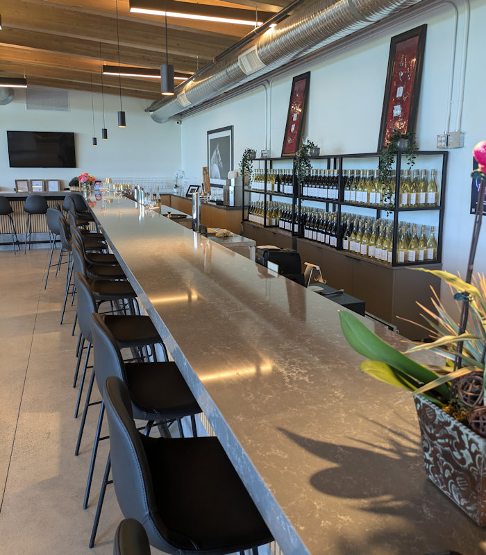 Otter Trail Tasting bar.